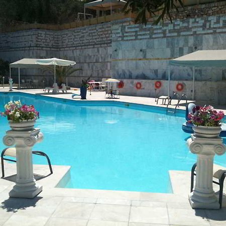 Paco'S Resort Gaios Zewnętrze zdjęcie